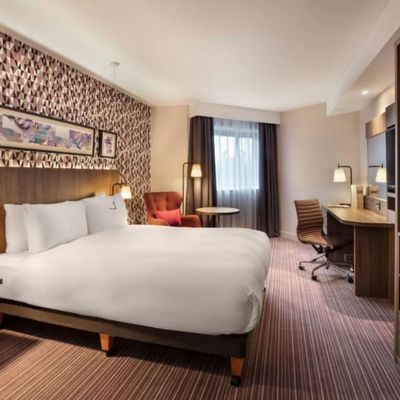 comprar Muebles comerciales de madera sólidos del hotel turístico de los conjuntos de dormitorio del hotel de la estrella del chalet online manufacture