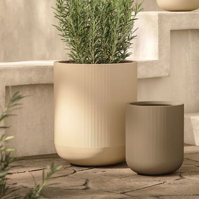 comprar Hotel de 5 estrellas de alta calidad jardín al aire libre con patio con macetas de flores y plantaciones online manufacture