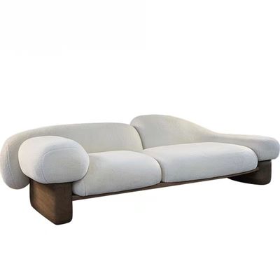 La nube nórdica de la tela del hotel de los muebles minimalistas italianos del pasillo forma el sofá curvado de lujo ligero